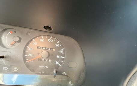 Nissan Terrano II рестайлинг, 1994 год, 400 000 рублей, 2 фотография