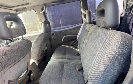 Nissan Terrano II рестайлинг, 1994 год, 400 000 рублей, 3 фотография