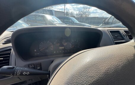 Nissan Terrano II рестайлинг, 1994 год, 400 000 рублей, 7 фотография