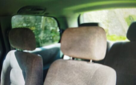 KIA Carnival III, 2005 год, 730 000 рублей, 6 фотография