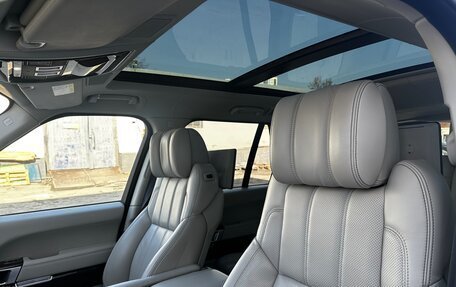 Land Rover Range Rover IV рестайлинг, 2017 год, 5 000 000 рублей, 11 фотография