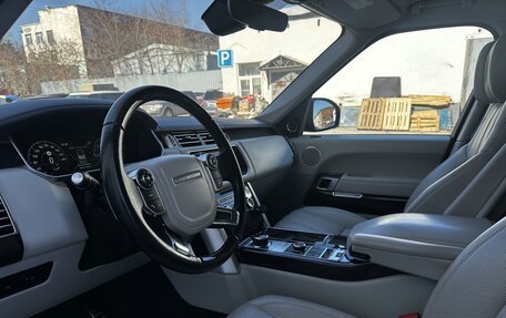 Land Rover Range Rover IV рестайлинг, 2017 год, 5 000 000 рублей, 9 фотография