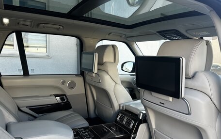 Land Rover Range Rover IV рестайлинг, 2017 год, 5 000 000 рублей, 18 фотография