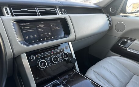 Land Rover Range Rover IV рестайлинг, 2017 год, 5 000 000 рублей, 26 фотография