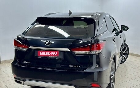 Lexus RX IV рестайлинг, 2021 год, 5 989 000 рублей, 6 фотография