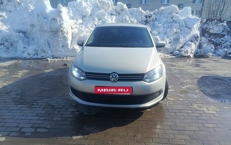 Volkswagen Polo VI (EU Market), 2014 год, 650 000 рублей, 1 фотография