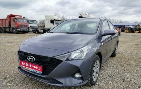 Hyundai Solaris II рестайлинг, 2021 год, 1 590 000 рублей, 1 фотография