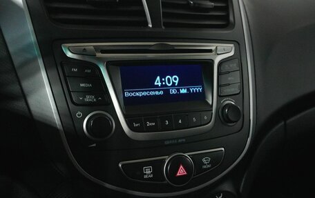 Hyundai Solaris II рестайлинг, 2016 год, 998 000 рублей, 12 фотография