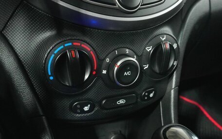 Hyundai Solaris II рестайлинг, 2016 год, 998 000 рублей, 13 фотография