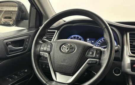 Toyota Highlander III, 2018 год, 3 698 000 рублей, 18 фотография