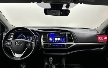 Toyota Highlander III, 2018 год, 3 698 000 рублей, 17 фотография