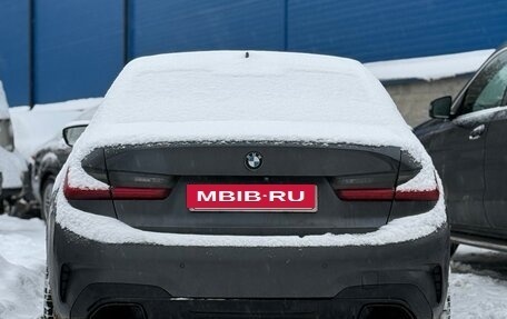 BMW 3 серия, 2019 год, 3 685 000 рублей, 21 фотография