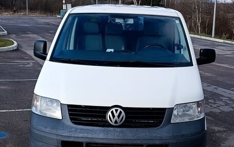 Volkswagen Transporter T5 рестайлинг, 2008 год, 980 000 рублей, 2 фотография