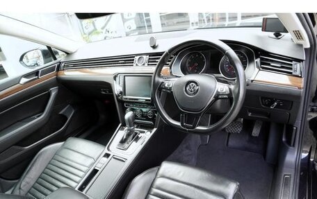 Volkswagen Passat B8 рестайлинг, 2016 год, 1 290 000 рублей, 8 фотография