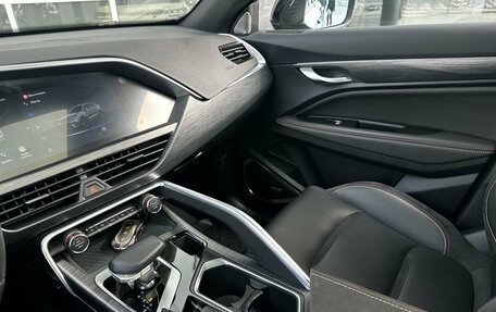 Geely Tugella FY11, 2024 год, 3 267 000 рублей, 15 фотография