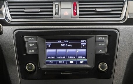 Skoda Rapid I, 2015 год, 1 238 000 рублей, 22 фотография