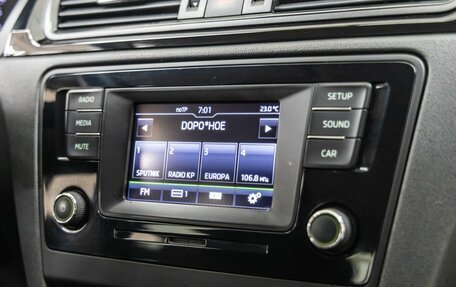 Skoda Rapid I, 2015 год, 1 238 000 рублей, 29 фотография