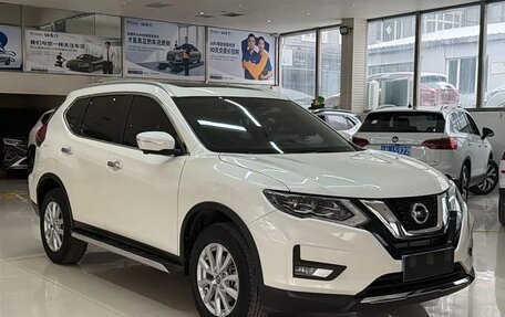 Nissan X-Trail, 2023 год, 2 100 000 рублей, 3 фотография