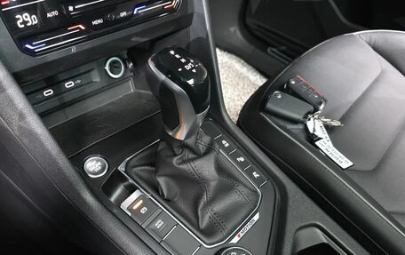 Volkswagen Tiguan II, 2022 год, 2 460 007 рублей, 7 фотография