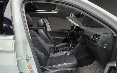 Volkswagen Tiguan II, 2022 год, 2 460 007 рублей, 8 фотография