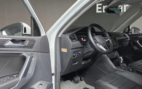 Volkswagen Tiguan II, 2022 год, 2 460 007 рублей, 11 фотография