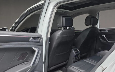 Volkswagen Tiguan II, 2022 год, 2 460 007 рублей, 13 фотография