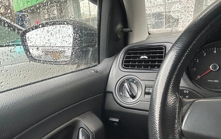 Volkswagen Polo VI (EU Market), 2012 год, 590 000 рублей, 9 фотография