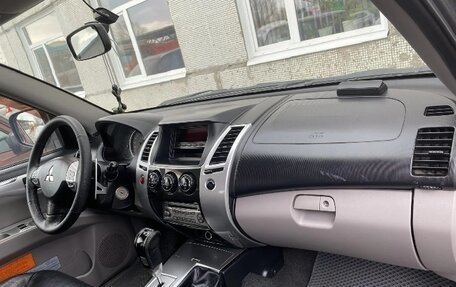 Mitsubishi Pajero Sport II рестайлинг, 2011 год, 1 500 000 рублей, 11 фотография