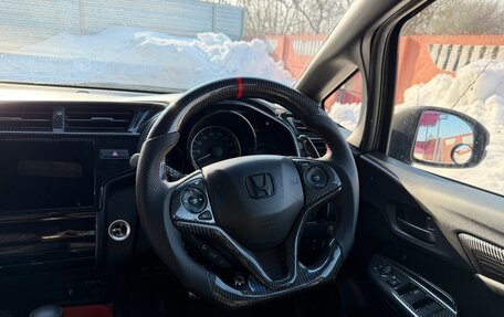 Honda Fit III, 2018 год, 1 500 000 рублей, 14 фотография