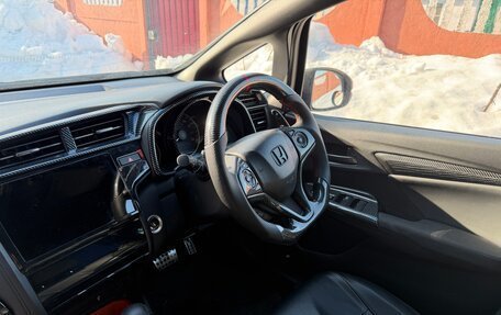 Honda Fit III, 2018 год, 1 500 000 рублей, 13 фотография