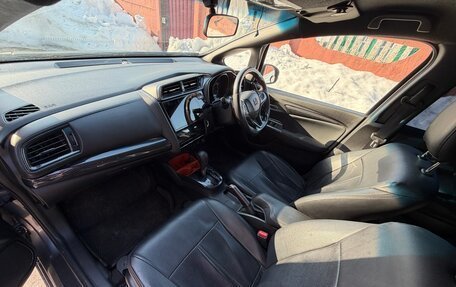 Honda Fit III, 2018 год, 1 500 000 рублей, 16 фотография