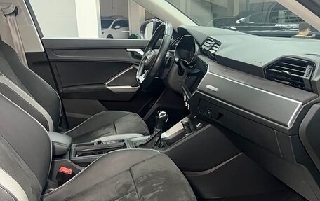 Audi Q3, 2021 год, 2 450 000 рублей, 22 фотография