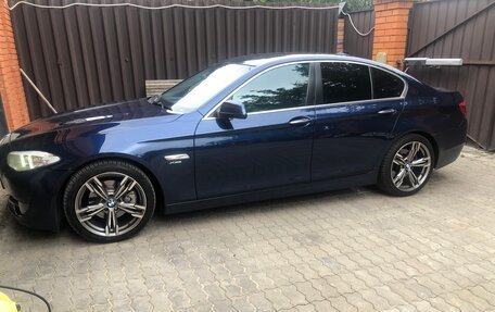 BMW 5 серия, 2012 год, 2 100 000 рублей, 17 фотография