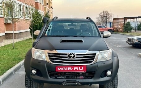 Toyota Hilux VII, 2013 год, 2 390 000 рублей, 3 фотография