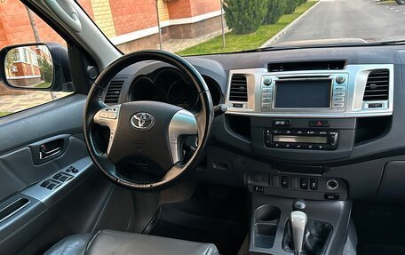 Toyota Hilux VII, 2013 год, 2 390 000 рублей, 16 фотография