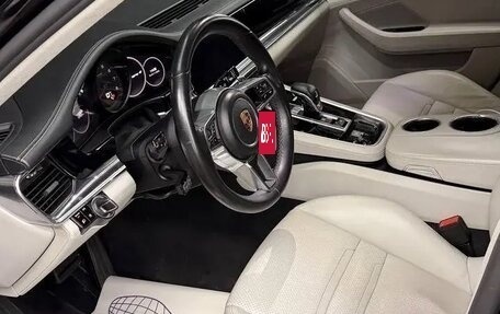 Porsche Panamera II рестайлинг, 2018 год, 6 490 000 рублей, 8 фотография