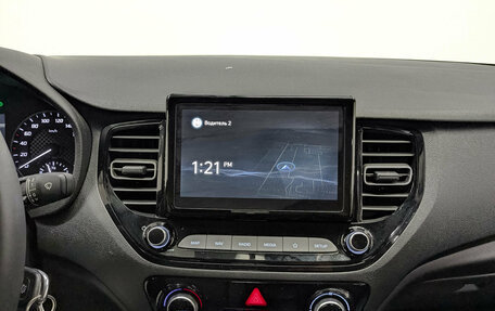 Hyundai Solaris II рестайлинг, 2021 год, 1 690 000 рублей, 17 фотография