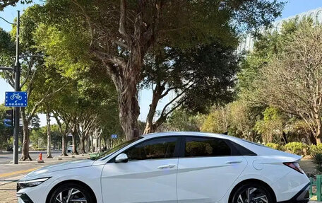 Hyundai Elantra, 2024 год, 1 395 000 рублей, 3 фотография