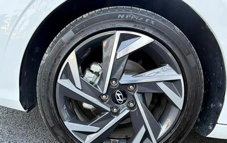 Hyundai Elantra, 2024 год, 1 395 000 рублей, 7 фотография