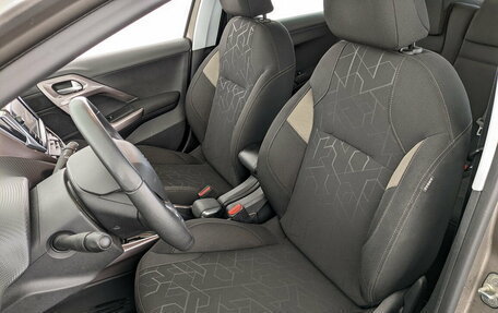 Peugeot 2008 II, 2014 год, 1 250 000 рублей, 21 фотография