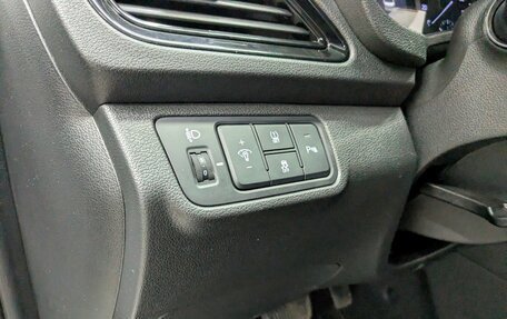 Hyundai Solaris II рестайлинг, 2022 год, 1 650 000 рублей, 11 фотография