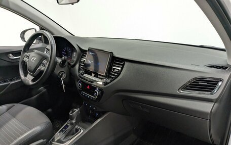 Hyundai Solaris II рестайлинг, 2022 год, 1 650 000 рублей, 16 фотография