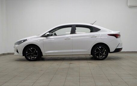 Hyundai Solaris II рестайлинг, 2022 год, 1 650 000 рублей, 23 фотография