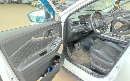 CheryExeed TXL, 2022 год, 1 880 000 рублей, 5 фотография