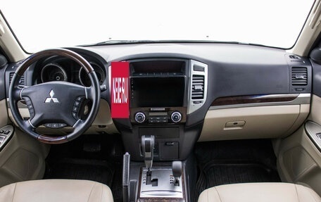 Mitsubishi Pajero IV, 2019 год, 3 987 000 рублей, 13 фотография