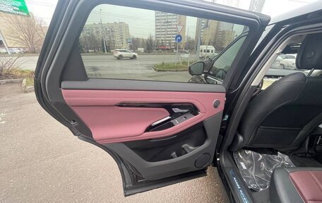 Land Rover Range Rover Evoque II, 2025 год, 6 090 000 рублей, 19 фотография