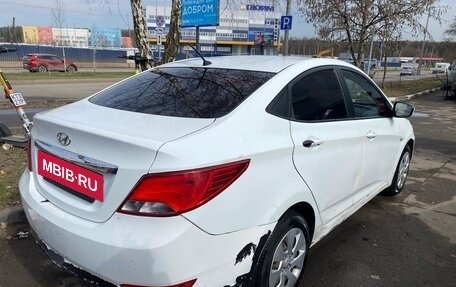 Hyundai Solaris II рестайлинг, 2016 год, 600 000 рублей, 9 фотография