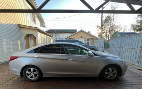 Hyundai Sonata VI, 2012 год, 1 450 000 рублей, 4 фотография