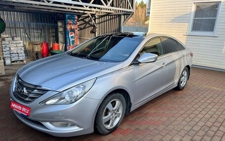 Hyundai Sonata VI, 2012 год, 1 450 000 рублей, 2 фотография
