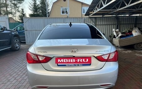 Hyundai Sonata VI, 2012 год, 1 450 000 рублей, 5 фотография